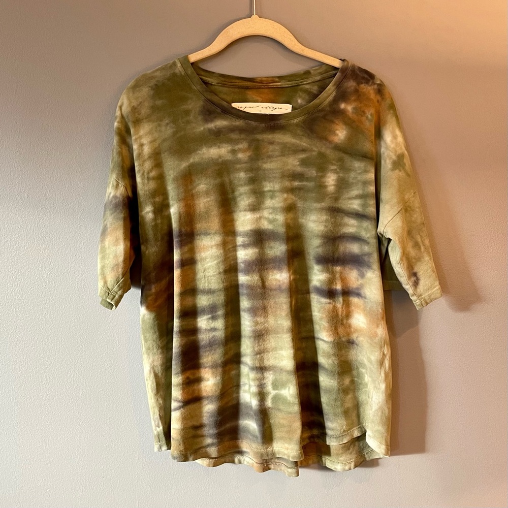 Raquel Allegra Basic Tee in Army Camo Tie Dye, size 3